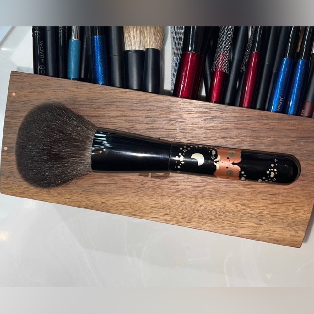 Lunar New Year Ox Cheek Powder Bronzer Brush Blue Squirrel Fude Japan